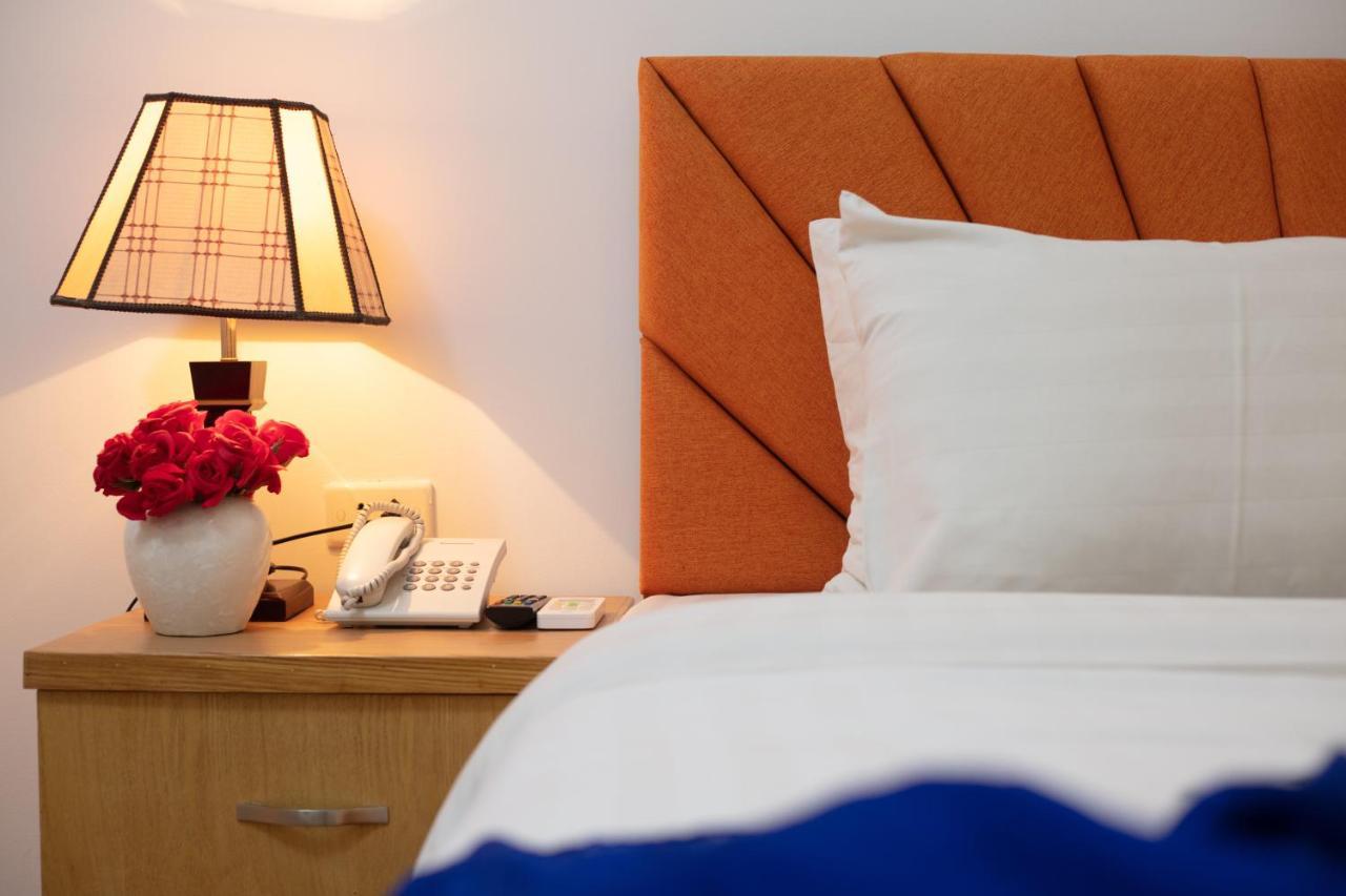 Blau Hotel Hanoi Eksteriør billede